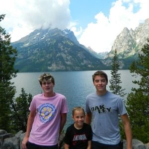 Meet your Posher, Sandy